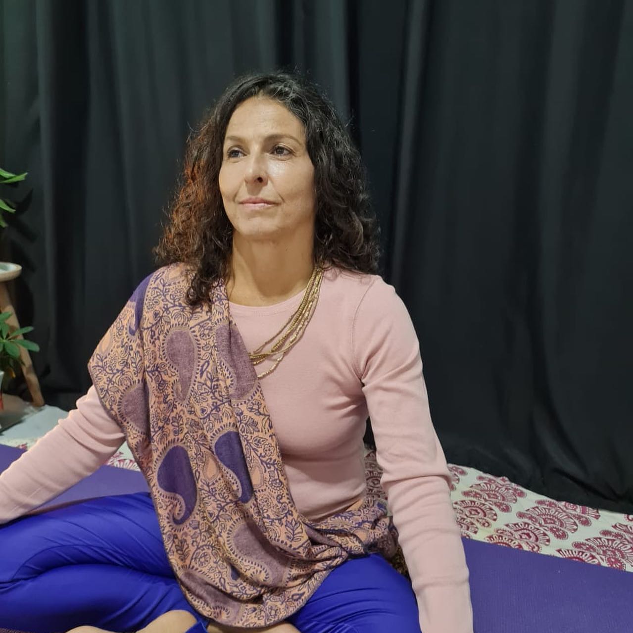 Aula de Yoga com Giane Giacon no Portal Beija Flor
